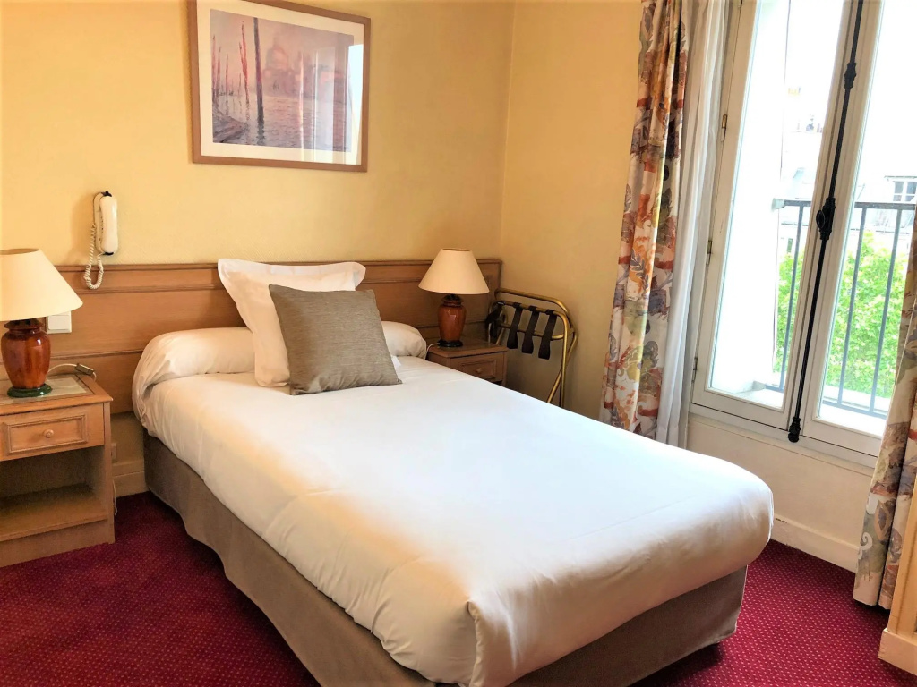 Standard Single room