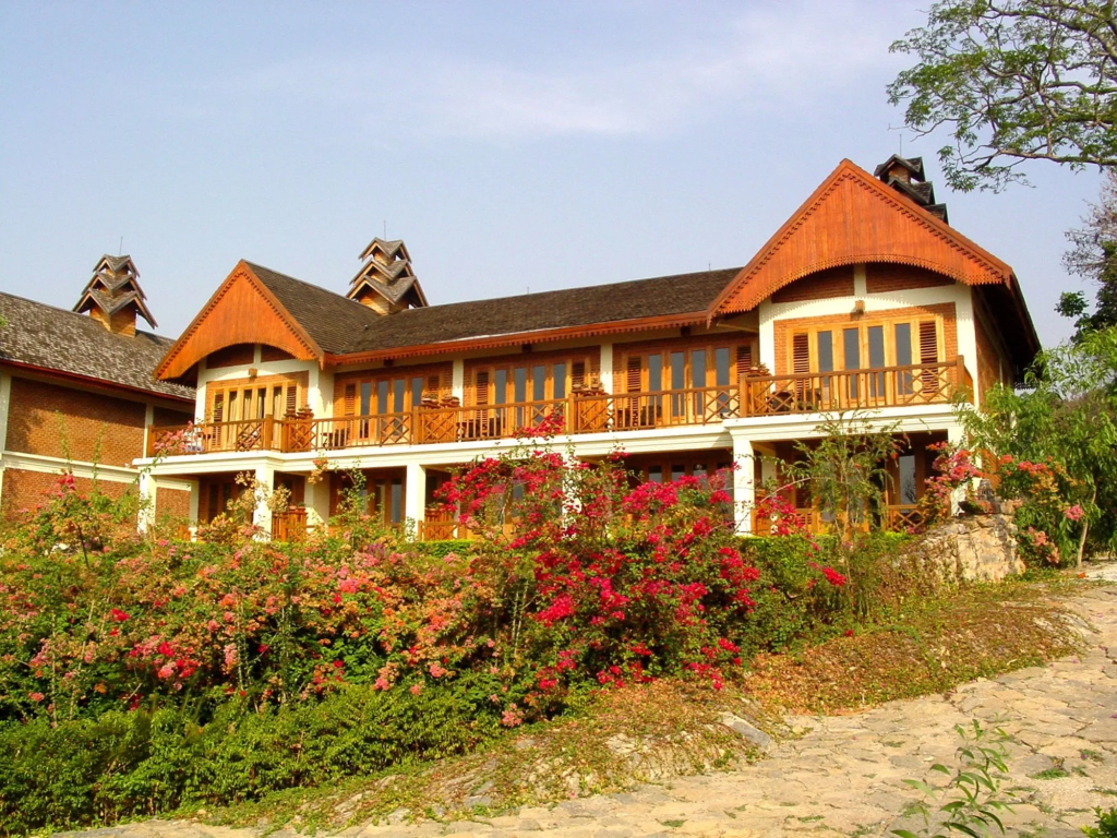 Inle Lake View Resort & Spa