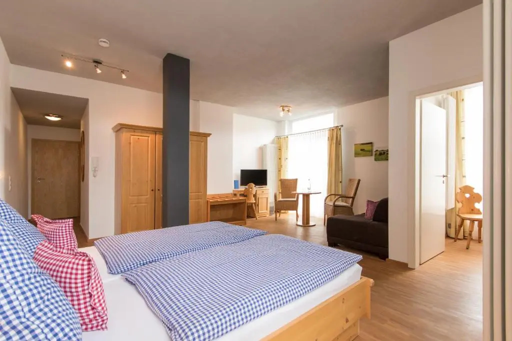 Comfort room