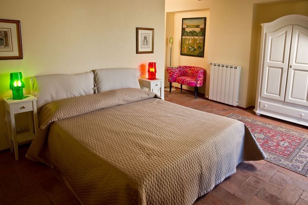 Suite Accommodation — 4