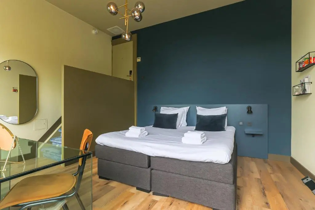 Comfort room