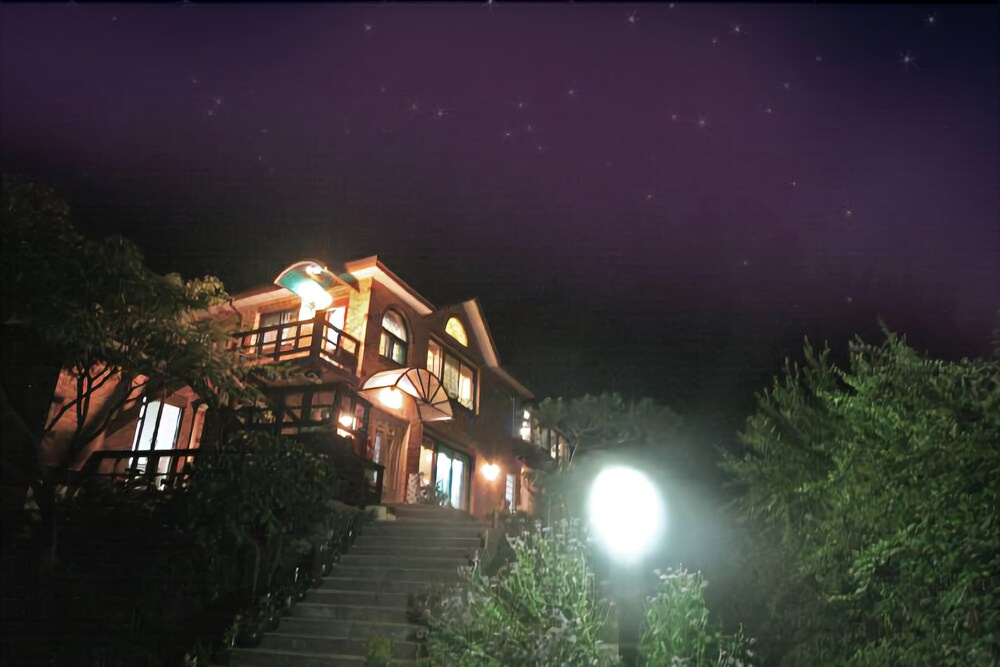Yangpyeong Scented Clay Pension