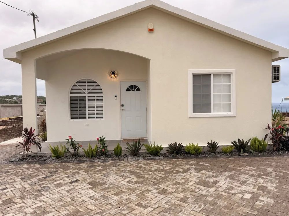 Sunset at ArecaHomes~ Beach Access~ Pool & Water Park