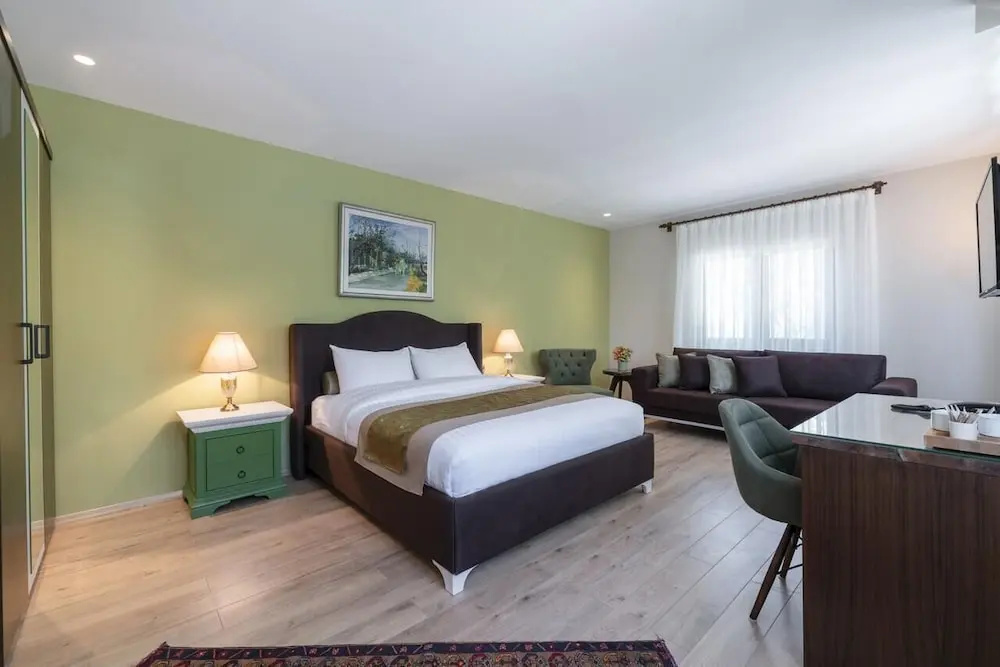Hotel photo 2