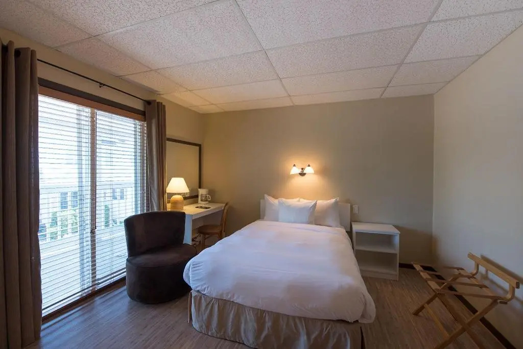 Standard Double room with balcony (full double bed)