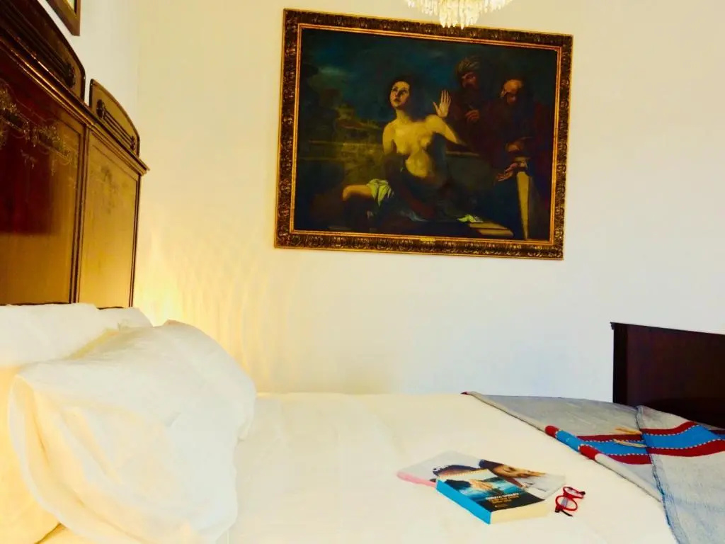 Deluxe Double room with balcony (full double bed)