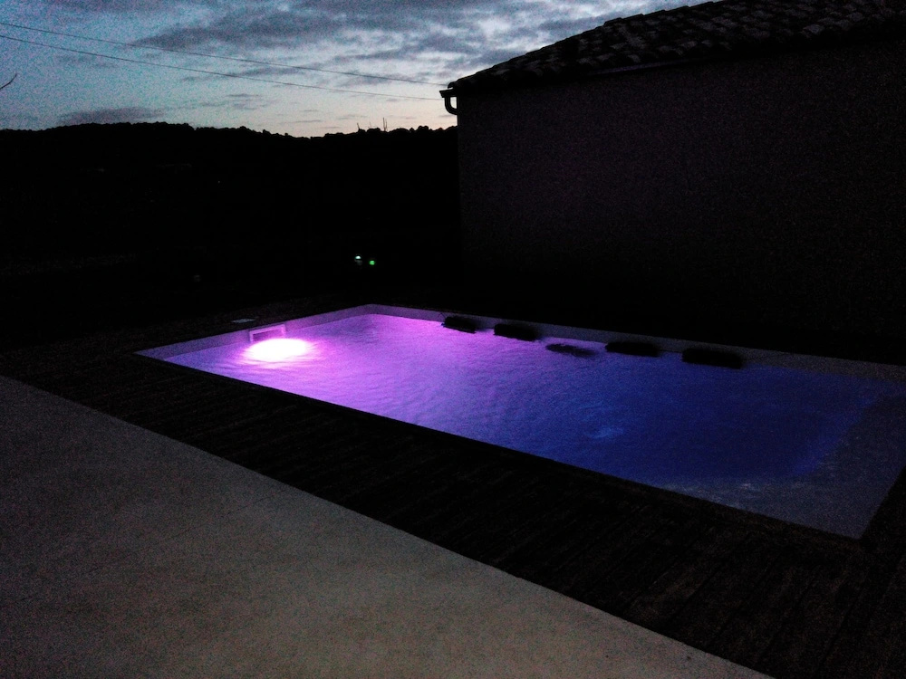 Modern Holiday Home With Private Swimming Pool, Air Conditioning And Enclosed Garden