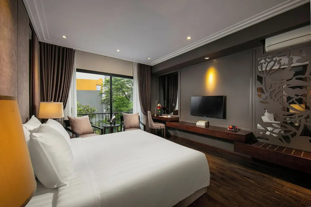 Hotel photo 12