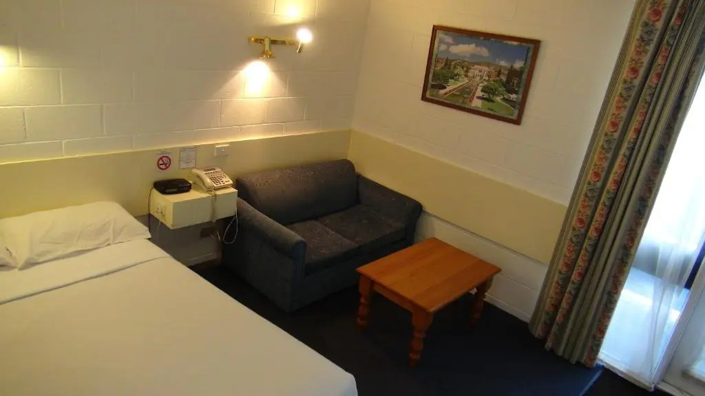 Economy room