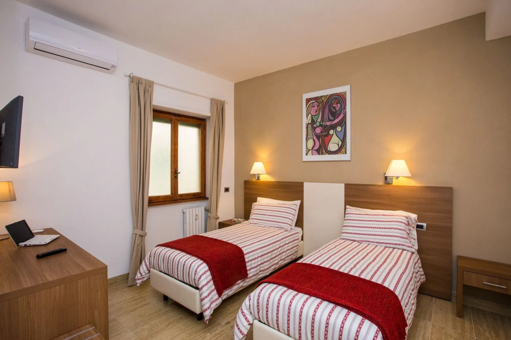 Hotel photo 26