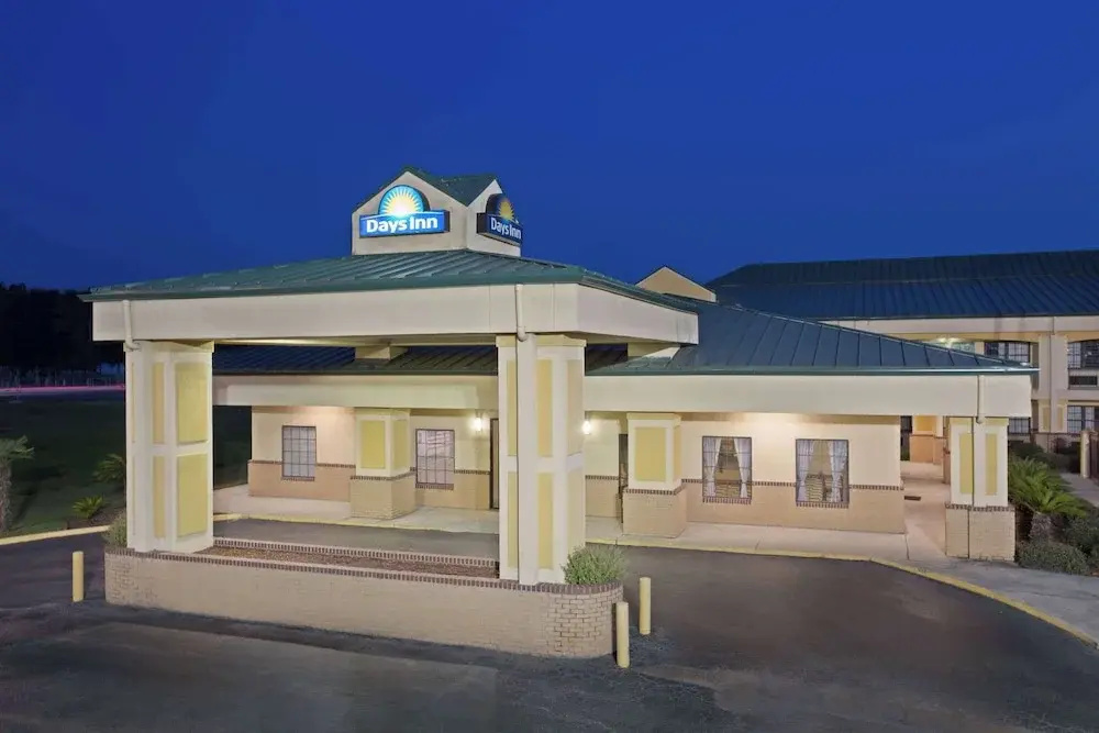 Days Inn by Wyndham Hammond