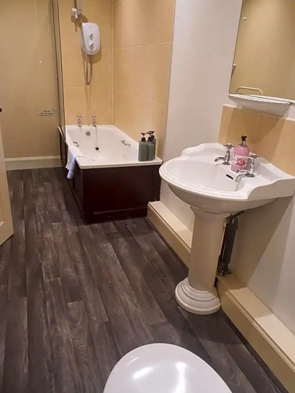 Standard room with mountain view