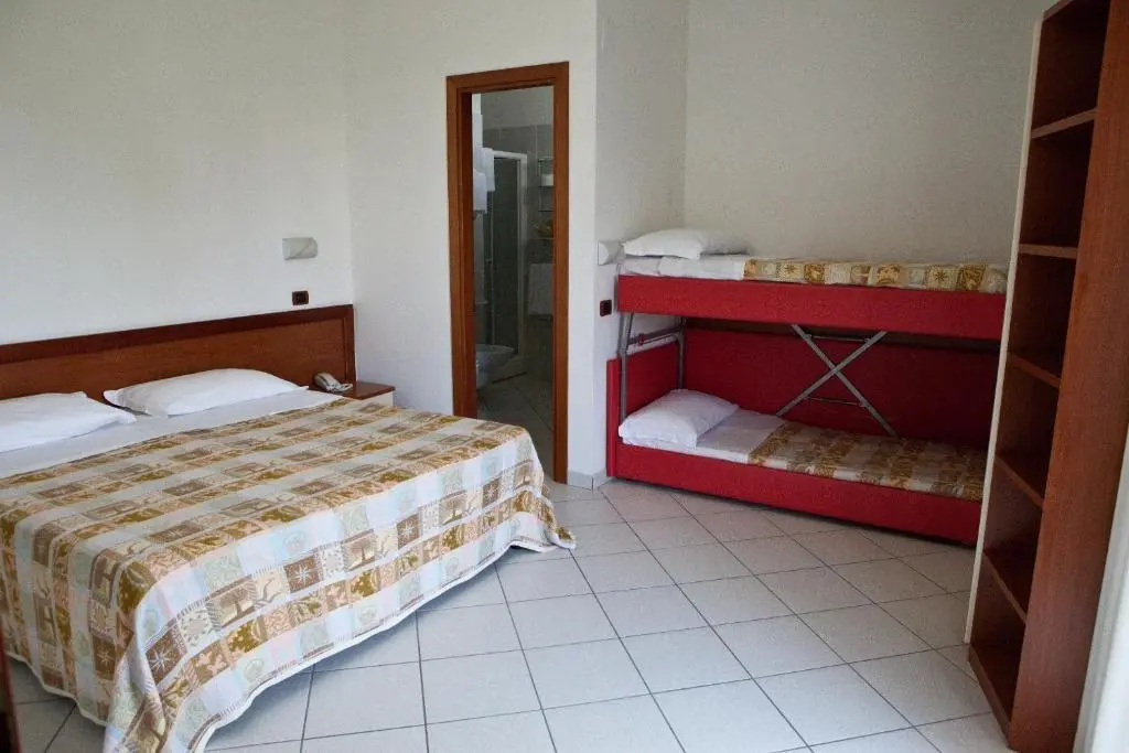 Standard Quadruple room with balcony