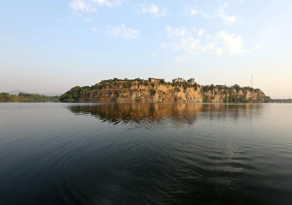 Bhainsrorgarh Fort Hotel - фото 7