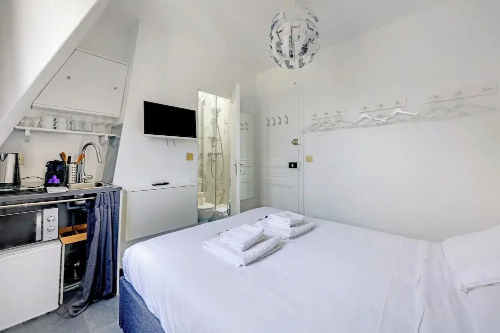 Hotel photo 12