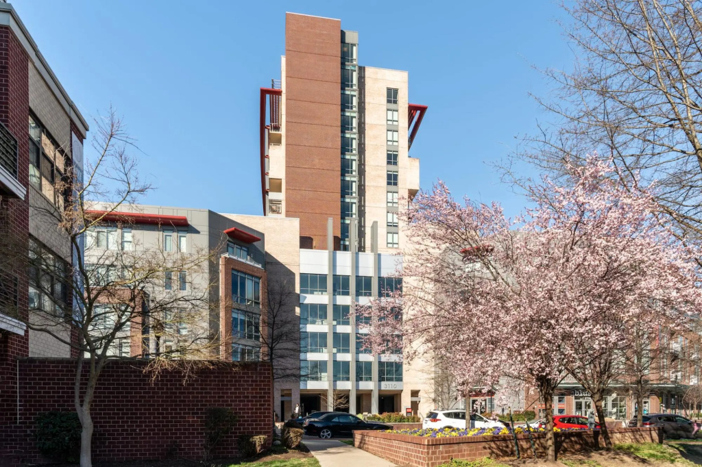 Alexandria Alluring 2BD 2BA Apartment