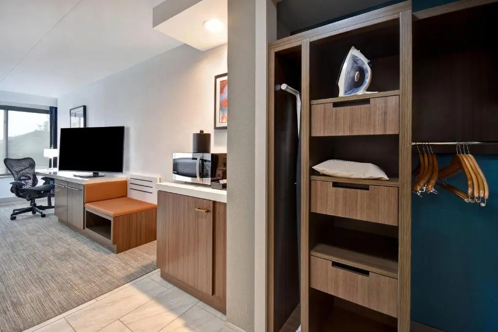 Hilton Garden Inn Detroit Metro Airport - Chambres