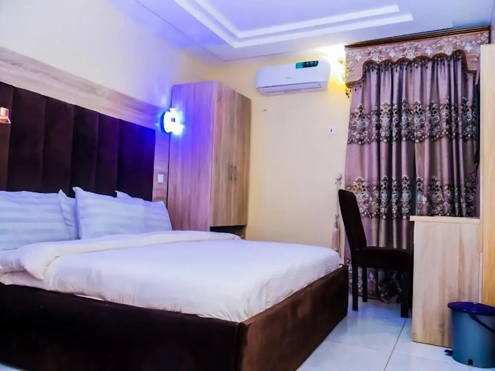 E- Exclusive Hotel - Chambres