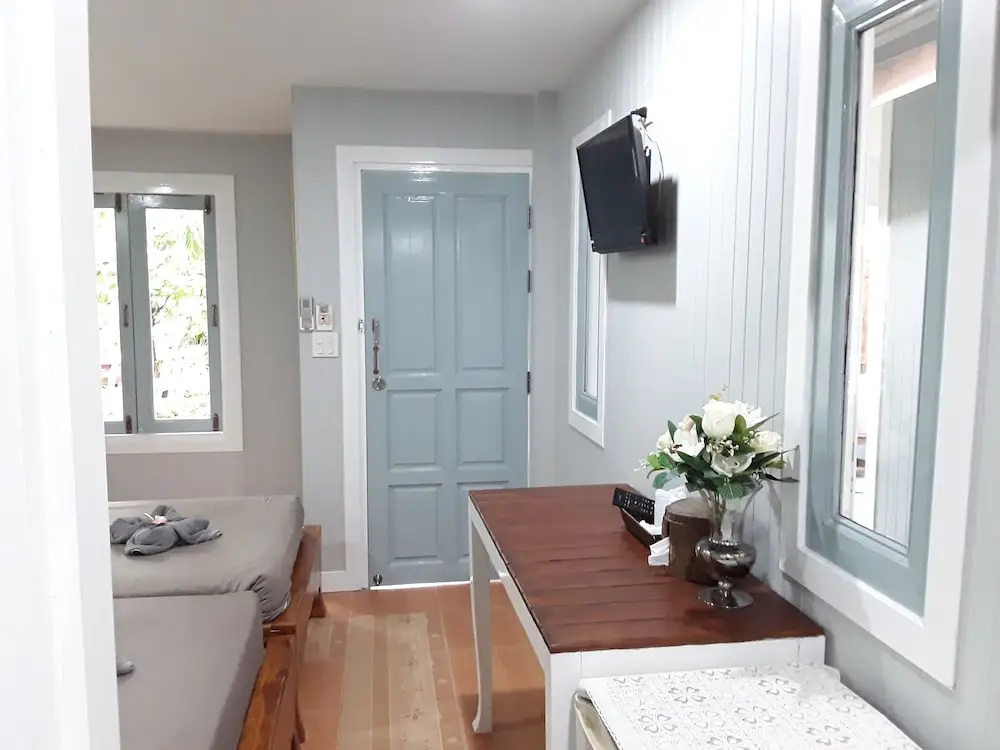 Deluxe Double Bungalow (twin beds)