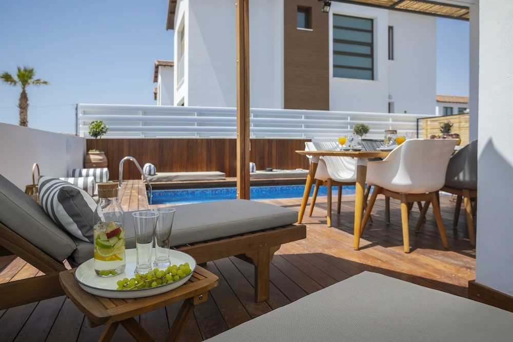 Chris Le Mare Luxury Villa