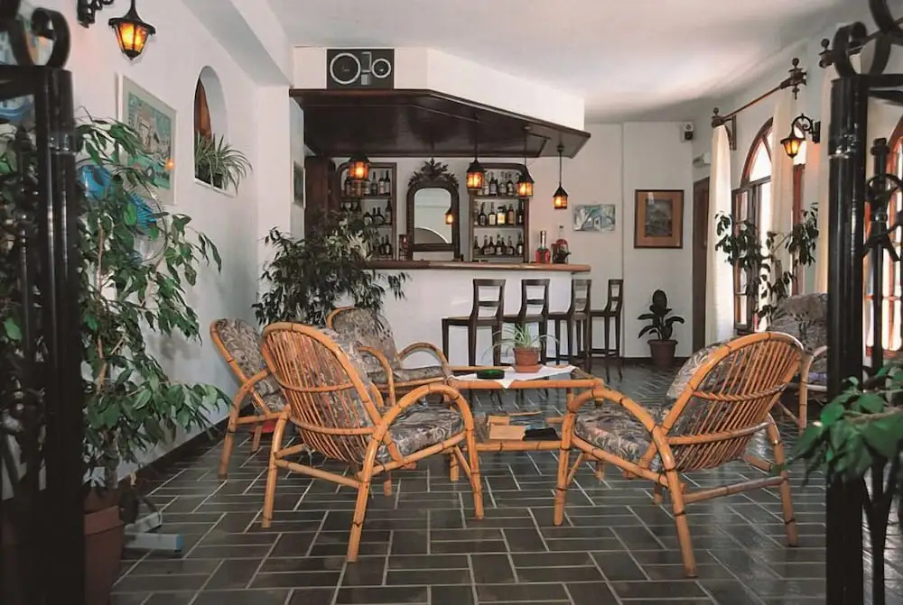 Meros, Santikos Collection - Général