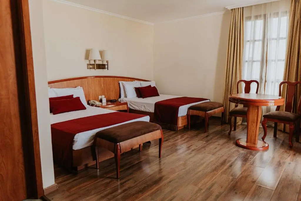 Double room (twin beds)