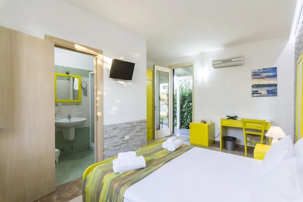 Hotel photo 37