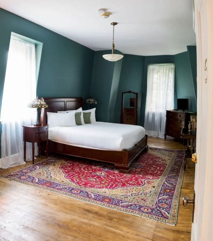 Classic room