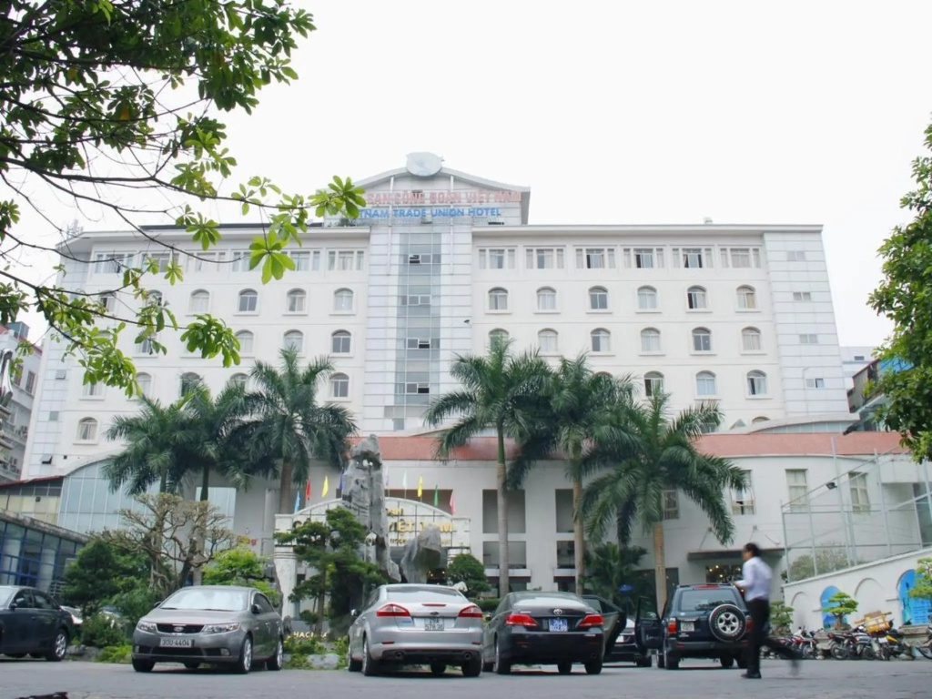 Vietnam Trade Union in Hanoi — фото