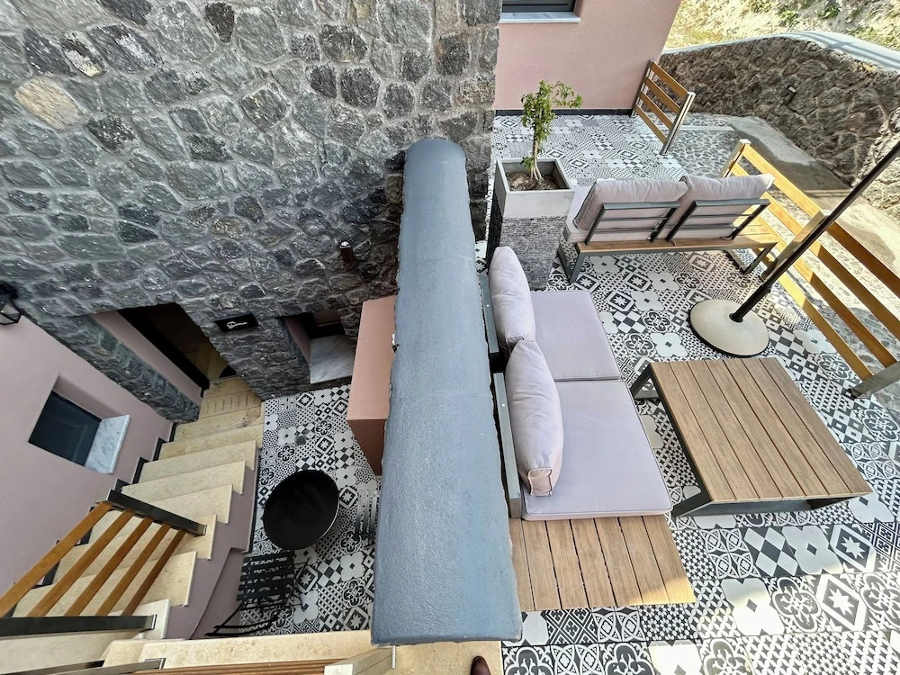 Golden Moments Luxury Stone Villas.