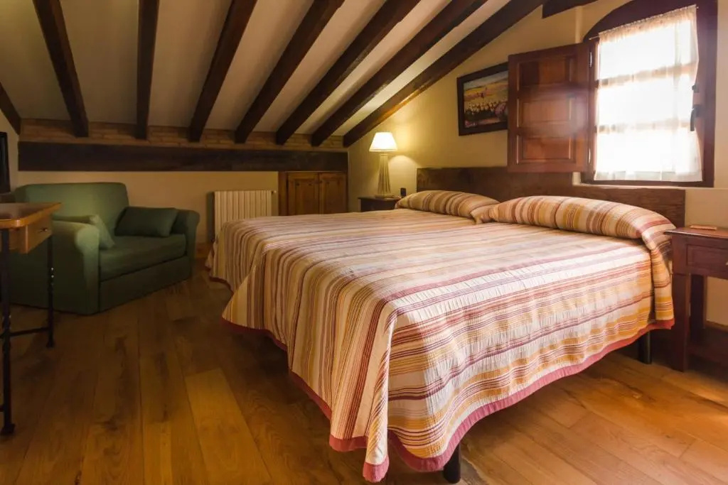 Standard Double room (twin beds)
