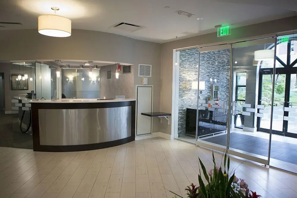 Furnished Quarters Bank Street Commons — фото 2