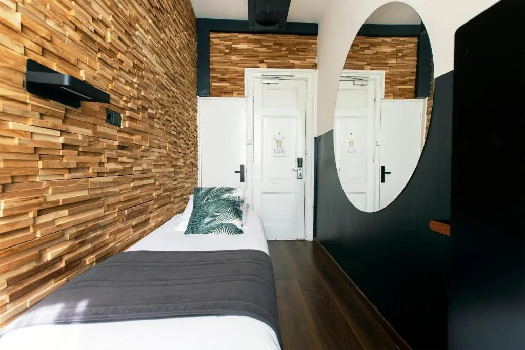 Single room