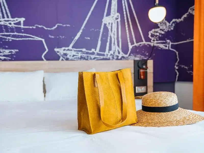 Double Suite (full double bed)