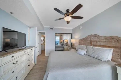 Romar Place 905