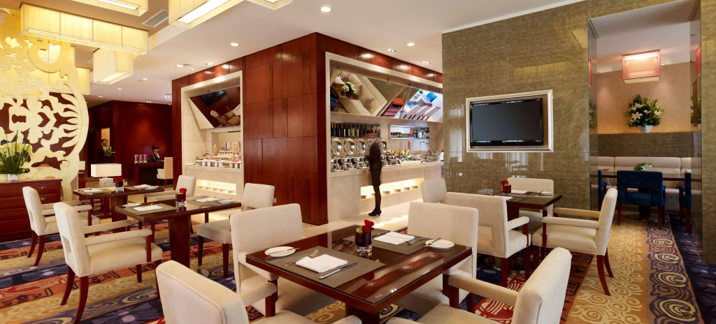Food & Beverage