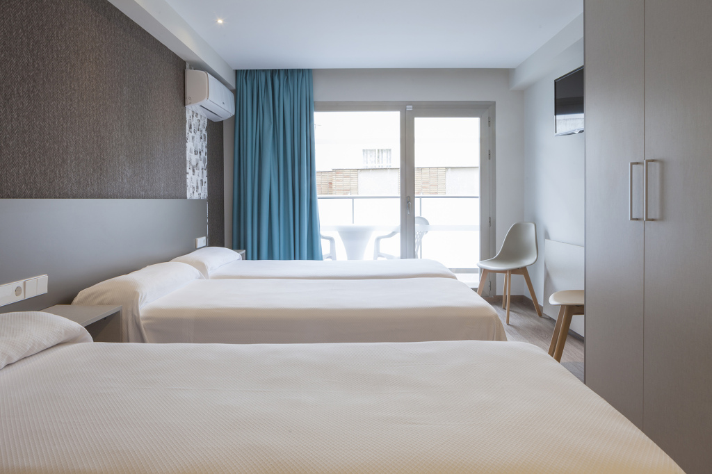 Estudios Benidorm by null