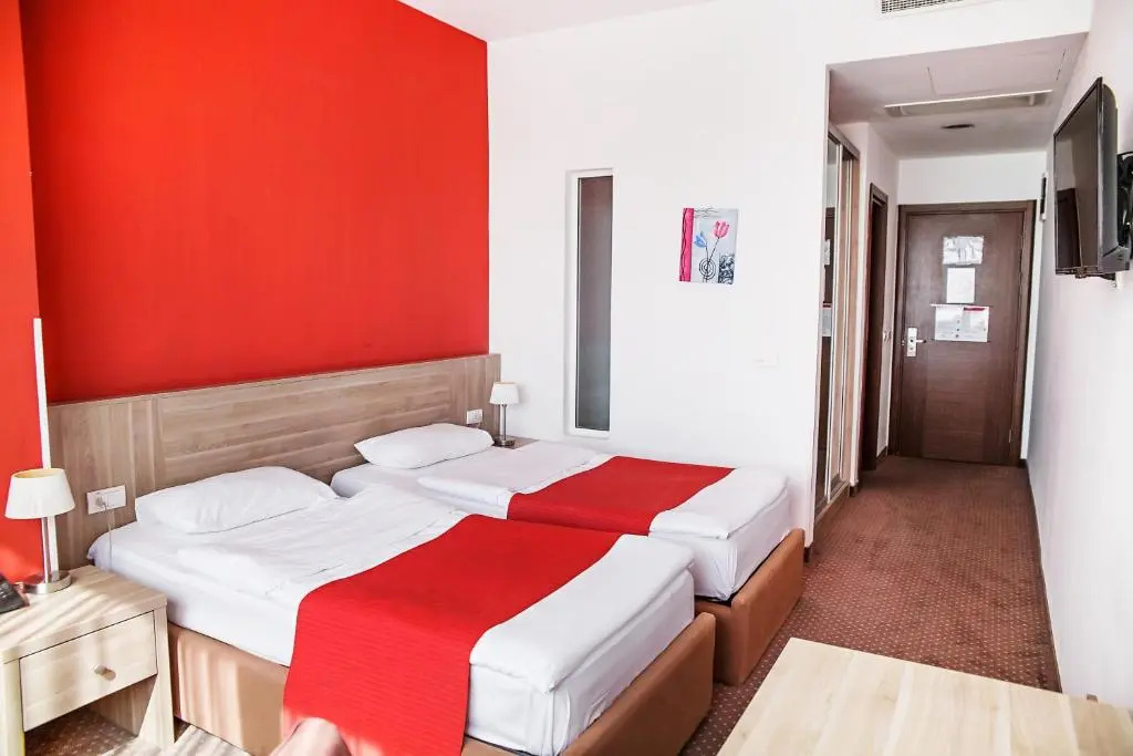 Standard Double room (twin beds)