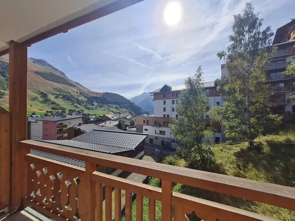 Afficher la photo 8 — Bright Third-floor Apartment