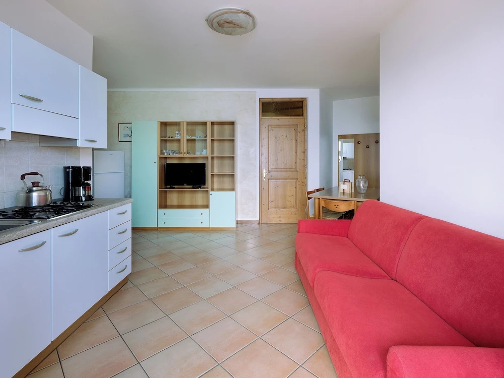 2 Bedrooms Superior Apartment with balcony and with lake view