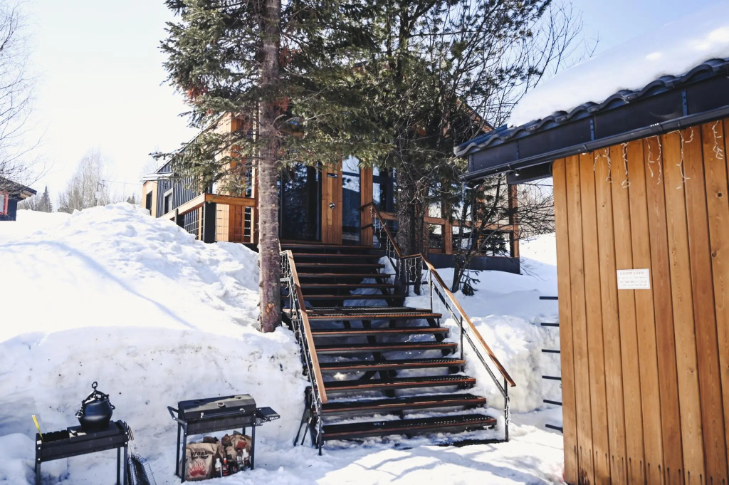 Premium Quadruple Cottage (2 full double beds)