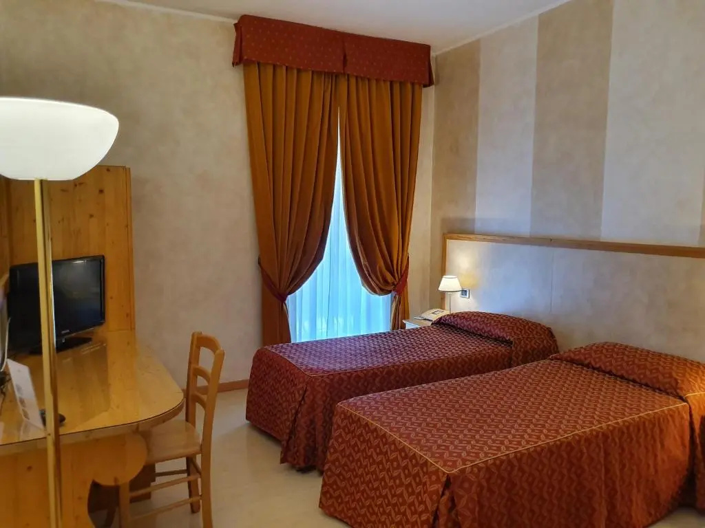 Standard Double room (twin beds)