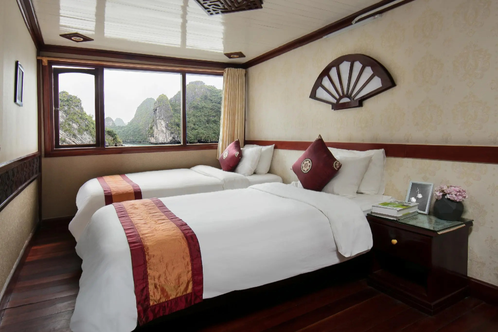 Superior Double room (full double bed)
