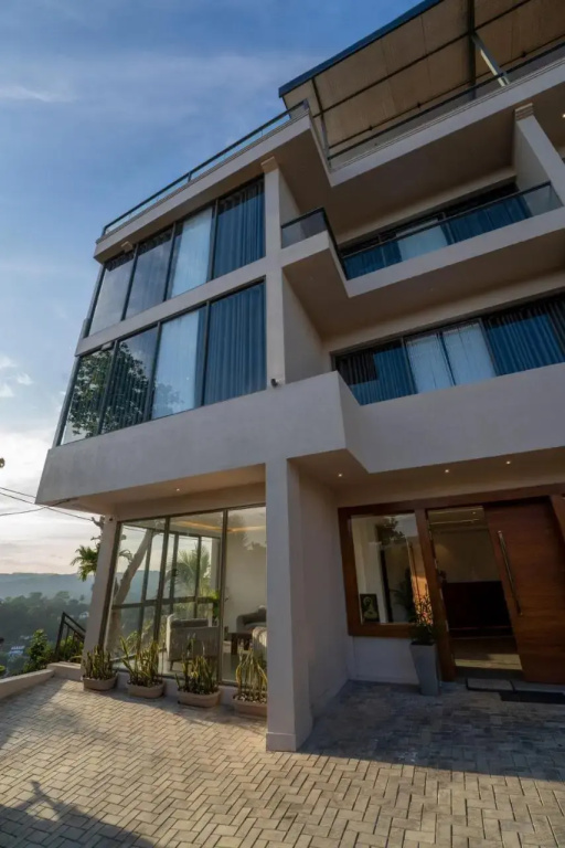 Shalom Home stay