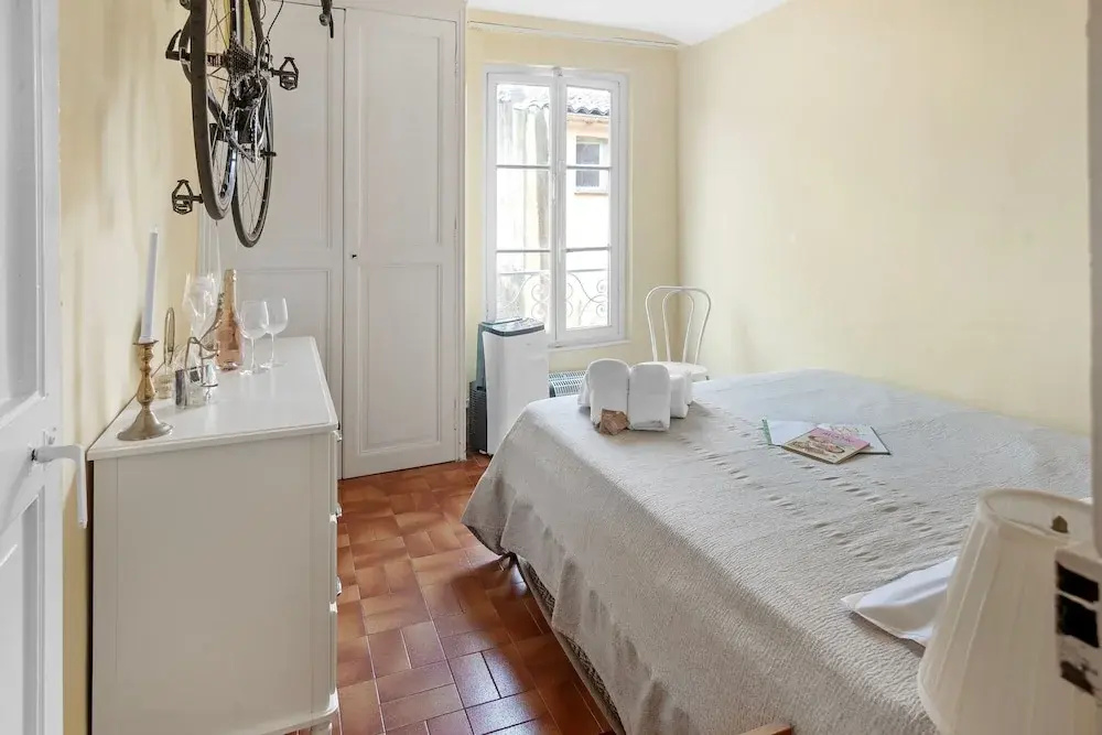 Voir la photo 3 — Mattoni in Menton With 1 Bedrooms and 1 Bathrooms