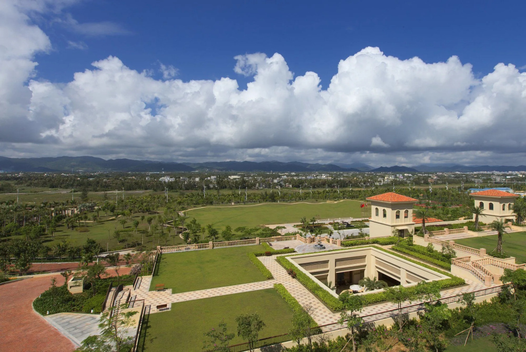 Sheraton Sanya Haitang Bay Resort