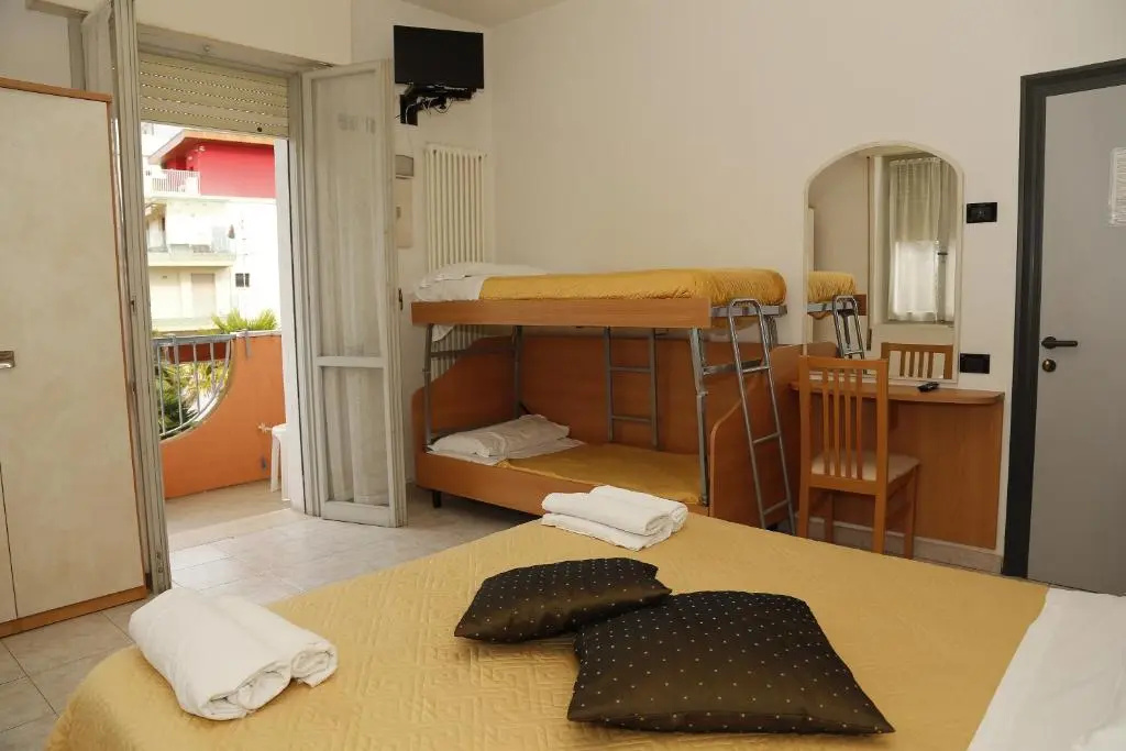 Hotel Villa Dina - Chambres