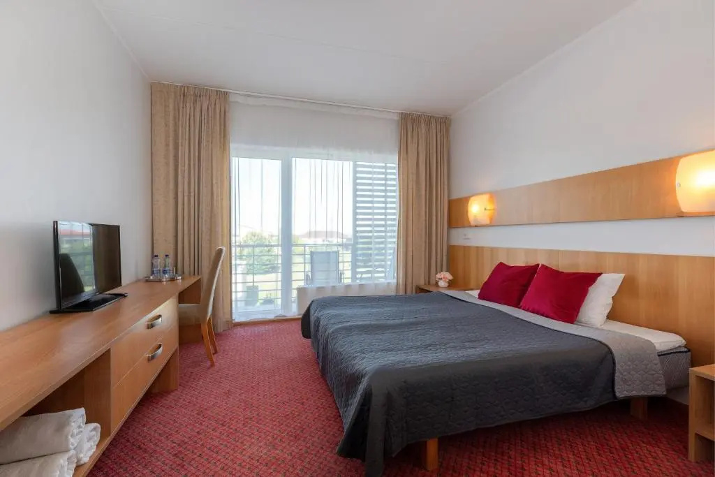 Standard Double room with balcony full double bed