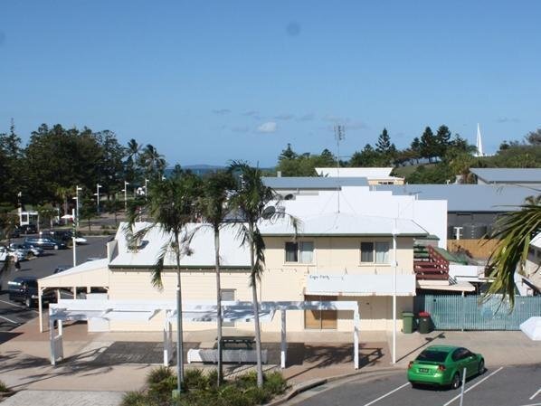 Endeavour Inn Emu Park image