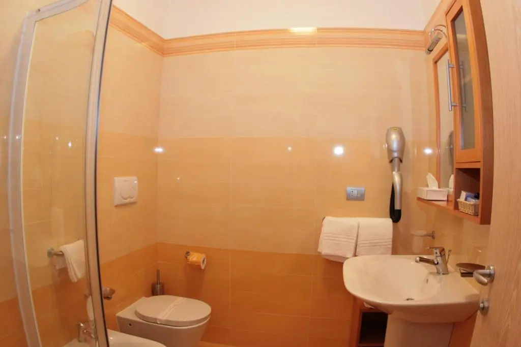 Standard Double room with sea view (full double bed)